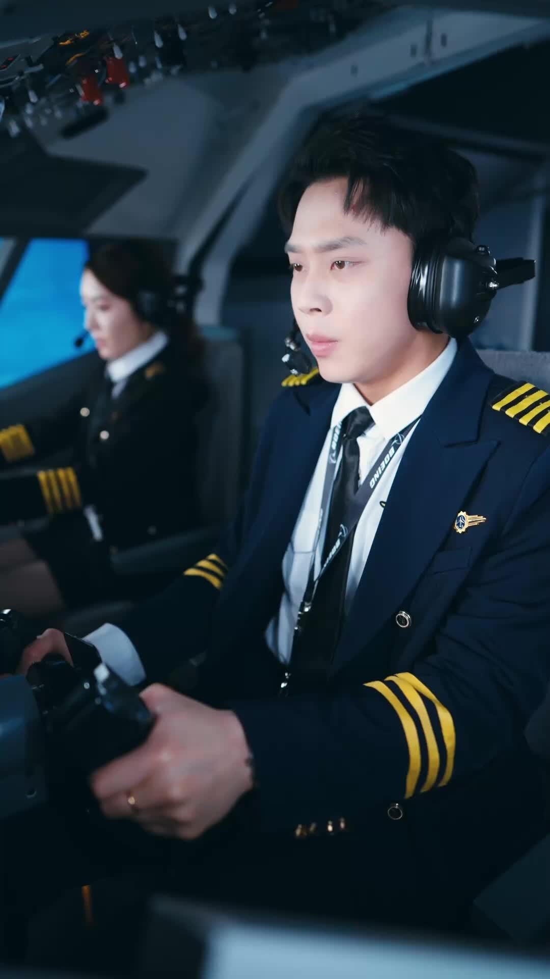 Episode 11 - Dia Pilih Pilot Lain? Aku Bos Maskapai